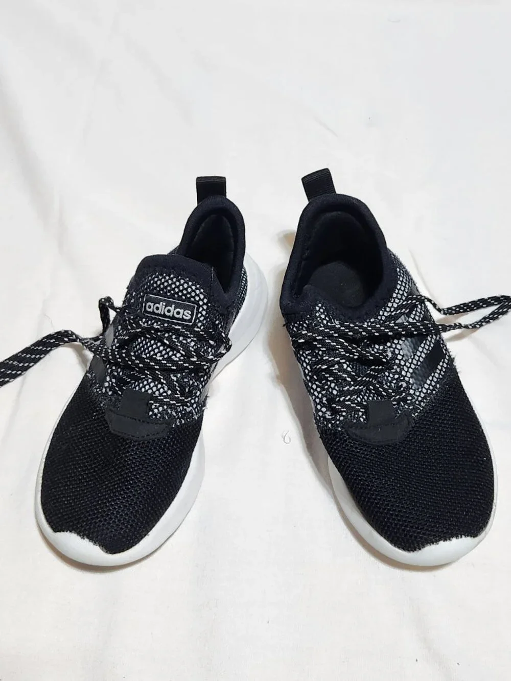 Adidas Girls’ Knit Sneakers – Size 12 Toddler | Perfect for Back‑to‑School!